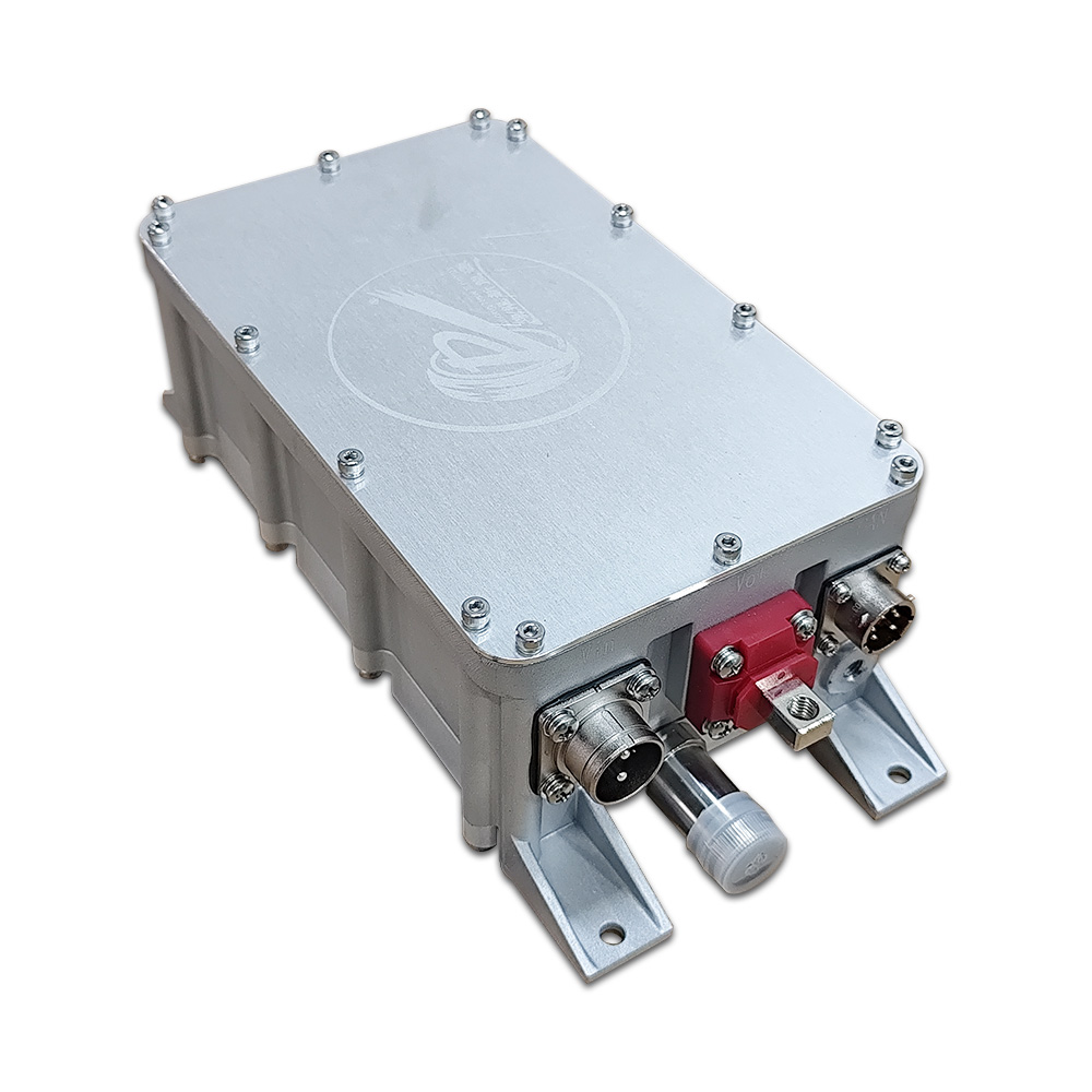 Dilong Liquid Cooled High Voltage to 14V 28V 48V 1.8kW 2kW DC-DC Converter for Electric Vehicle