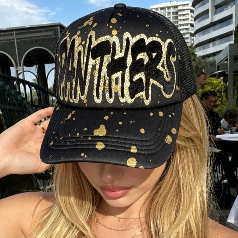 Graffiti Paint Splatter Snapback Hat – Hand-Painted Streetwear Baseball Trucker Cap