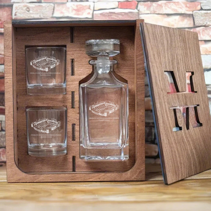 Donald W. Reynolds Razorback Stadium - Arkansas Razorbacks Whiskey Set 