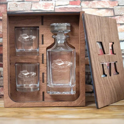 Carter–Finley Stadium - NC State Wolfpack Whiskey Set 