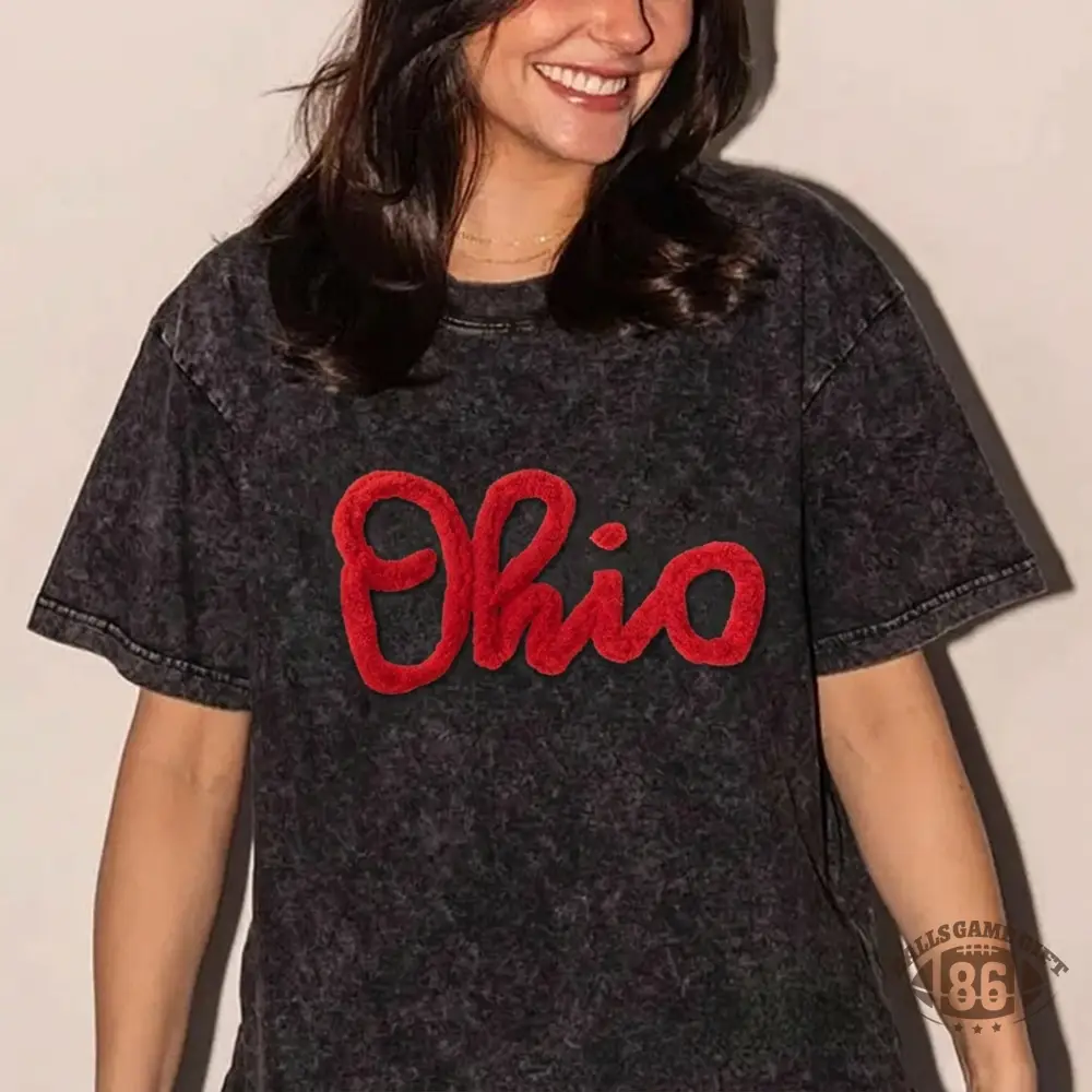 Custom College Chenille Team Name Embroidered Washed T-shirt Gifts for Sports Fans