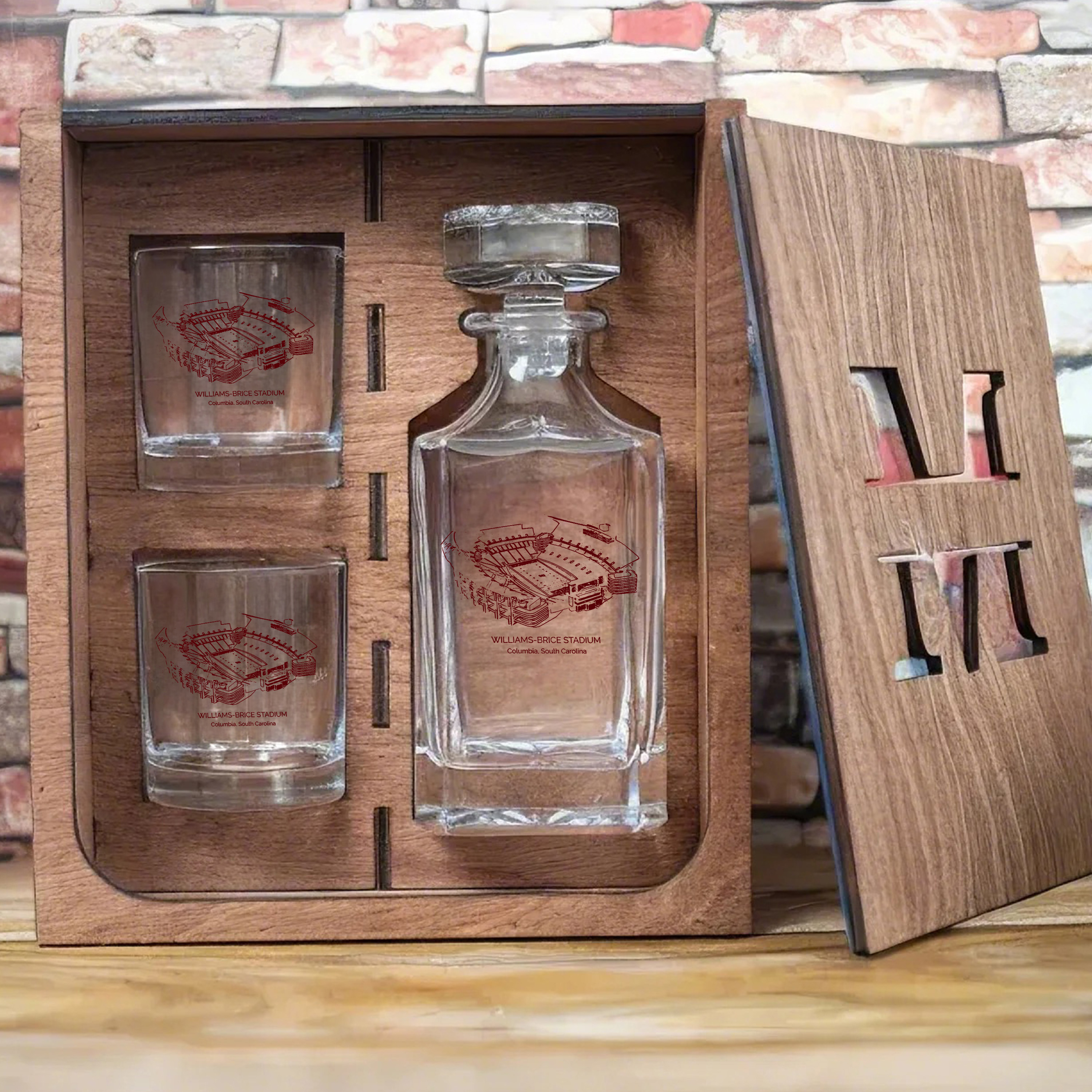 Williams–Brice Stadium - College Football Whiskey Set 