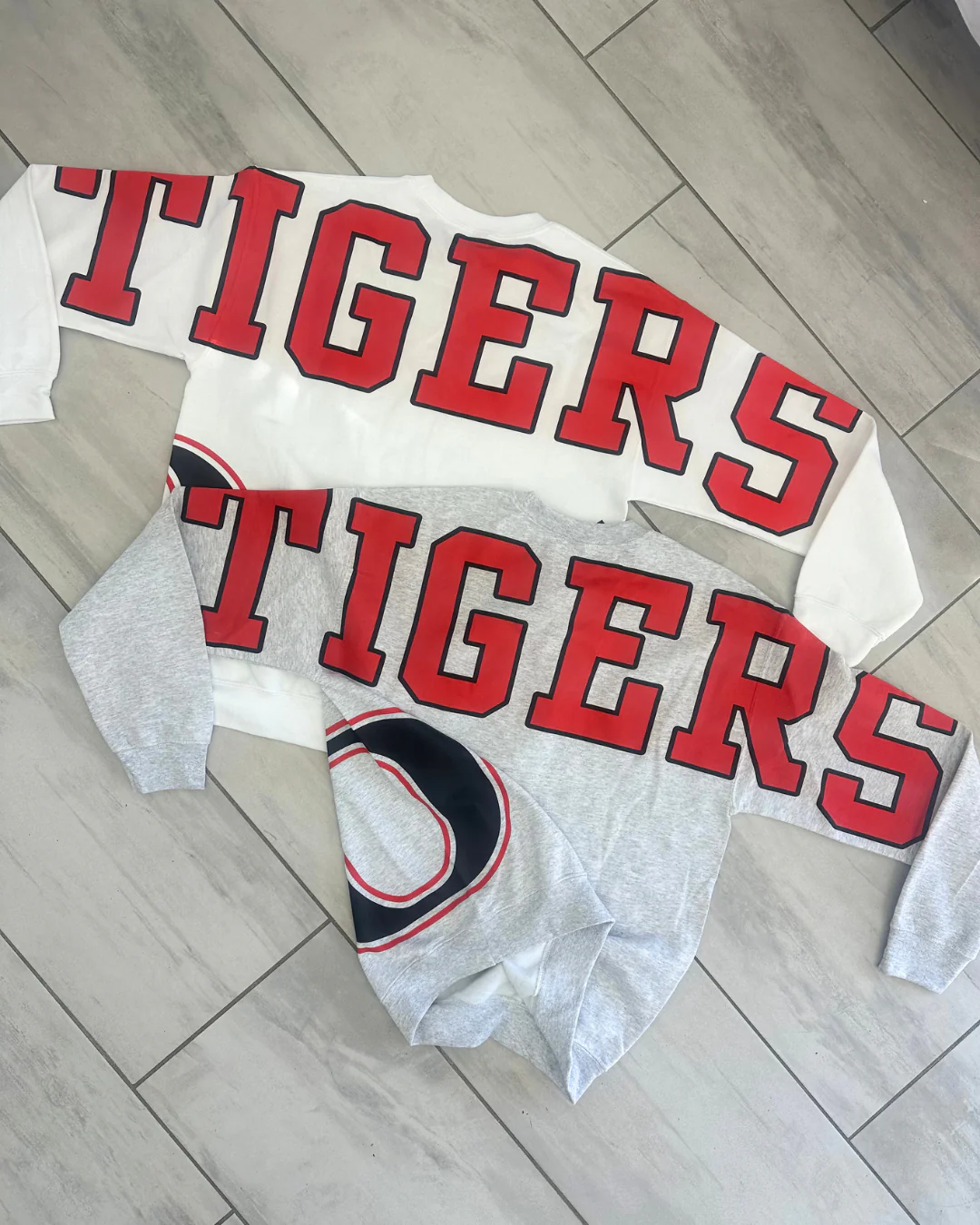 Retro Varsity Crewneck Sweatshirt, Vintage School Spirit Pullover, Oversized Casual Top