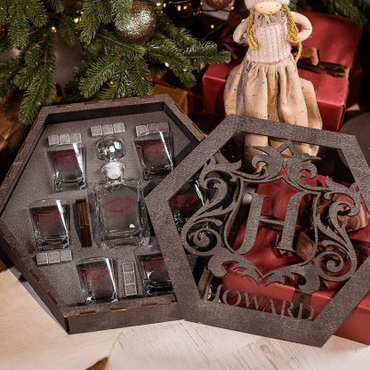 Donald W. Reynolds Razorback Stadium - Arkansas Razorbacks Whiskey Set 
