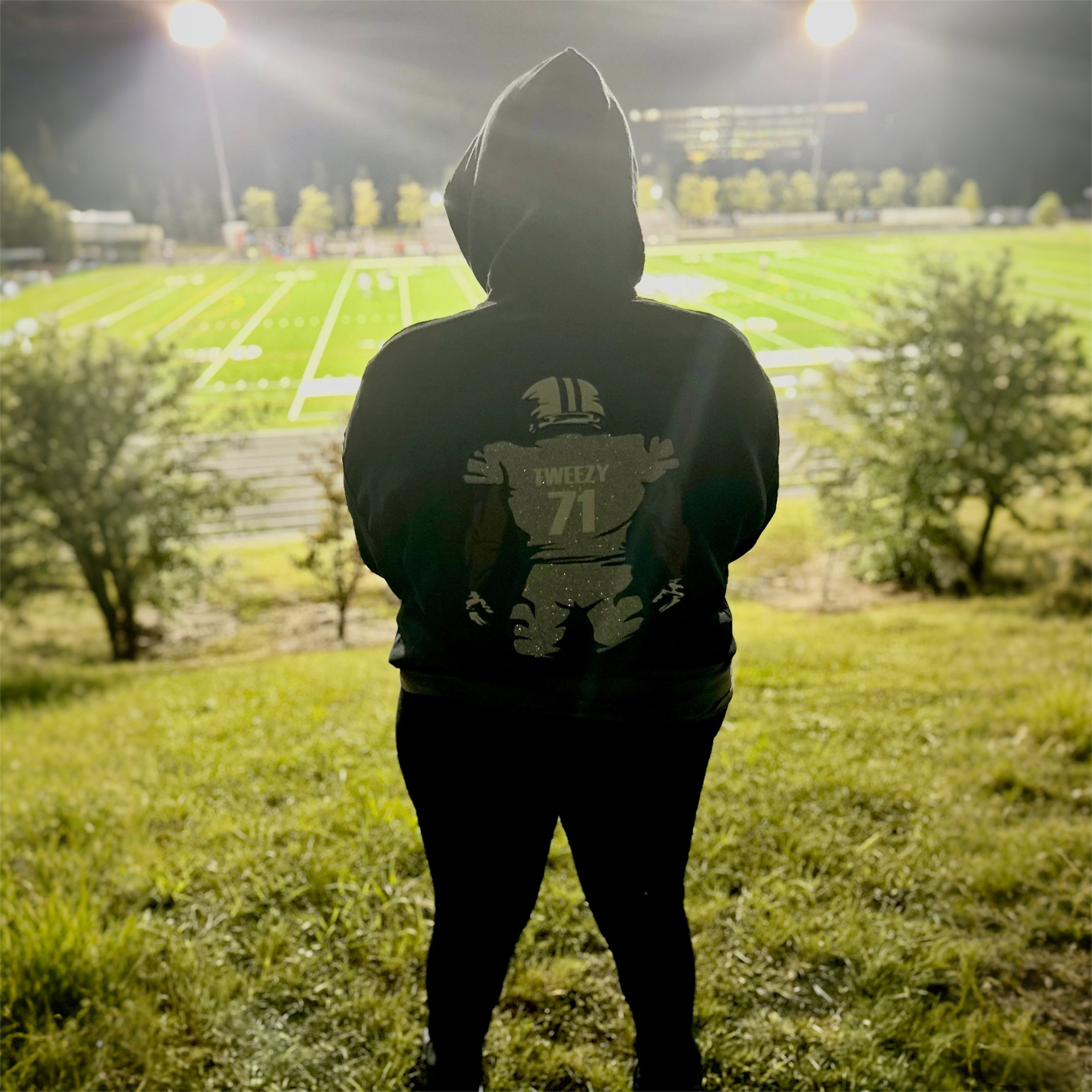 ✨ Game Day Glow On – Shine in Your Custom Glitter Football Tee or Sweatshirt! 🏈