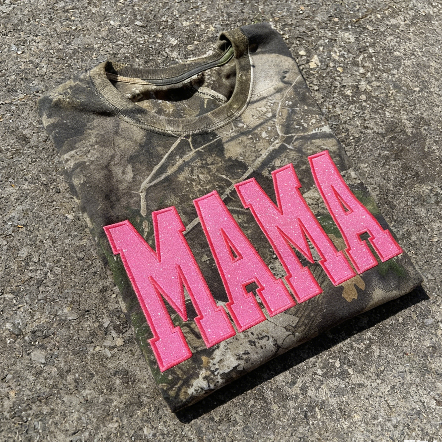 Pamaviva Personalized Camo Glitter Text Mama Shirt Custom Name Hunting Gift for Mom Mothers Day Apparel