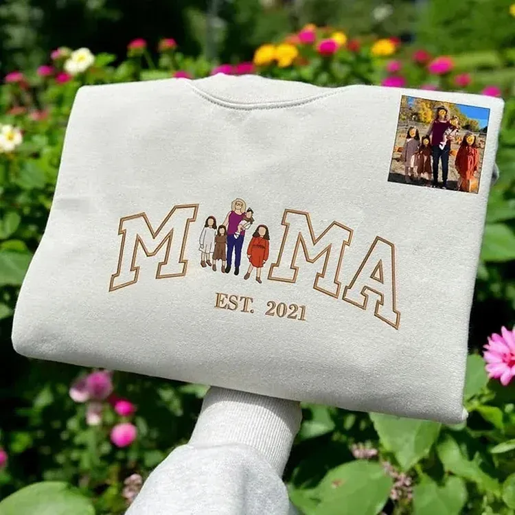 Custom Embroidered Mama Sweatshirt - Personalized Mom & Kids Portrait Photo Crewneck, Mothers Day Gift for Mom