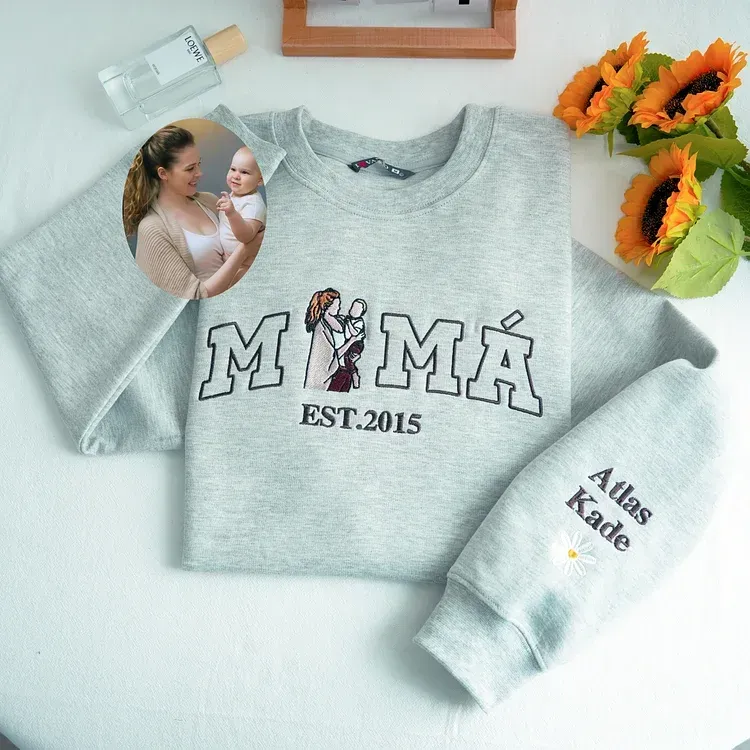 Custom Embroidered Mama Sweatshirt - Personalized Mom & Kids Portrait Photo Crewneck, Mothers Day Gift for Mom