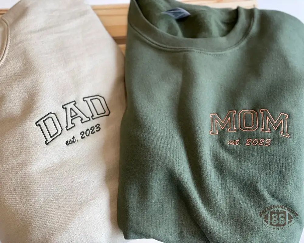  Personalized Matching Parent Crewneck with Kids Names, New Parents & Mother's Day Gift