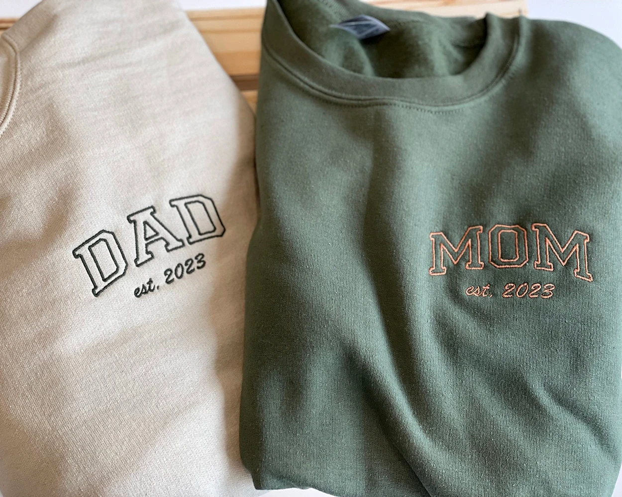  Personalized Matching Parent Crewneck with Kids Names, New Parents & Mother's Day Gift