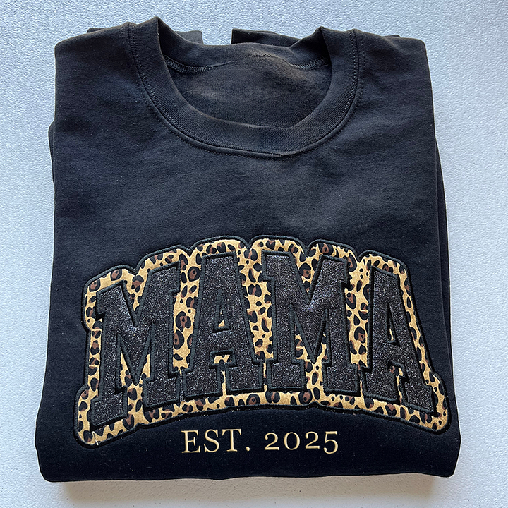 Retro MAMA Leopard Crewneck, Comfortable Mom Life Sweatshirt for Daily Wear