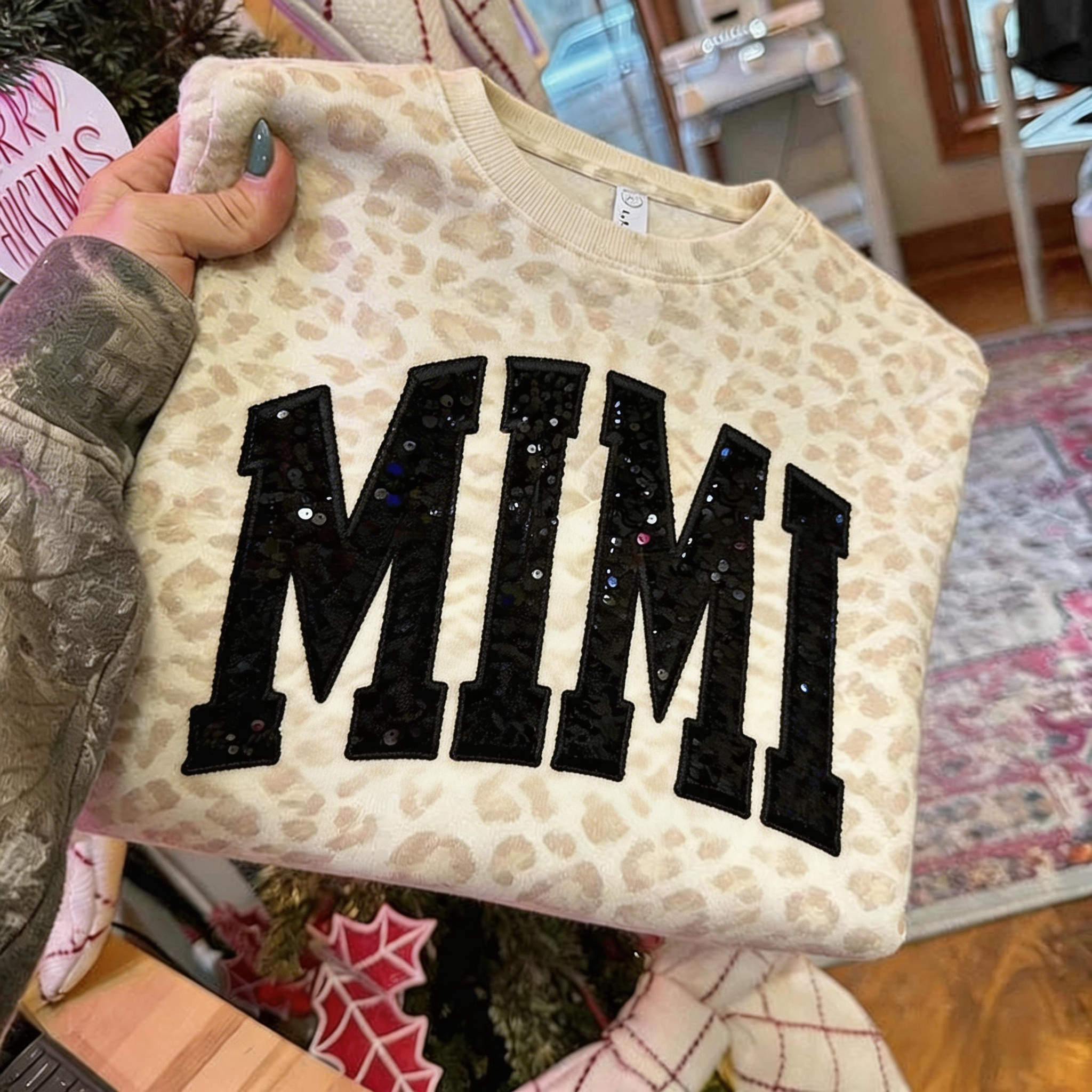 Custom Embroidered Leopard Mama Sweatshirt Sequin Name Personalized Mothers Day Gift for Mom