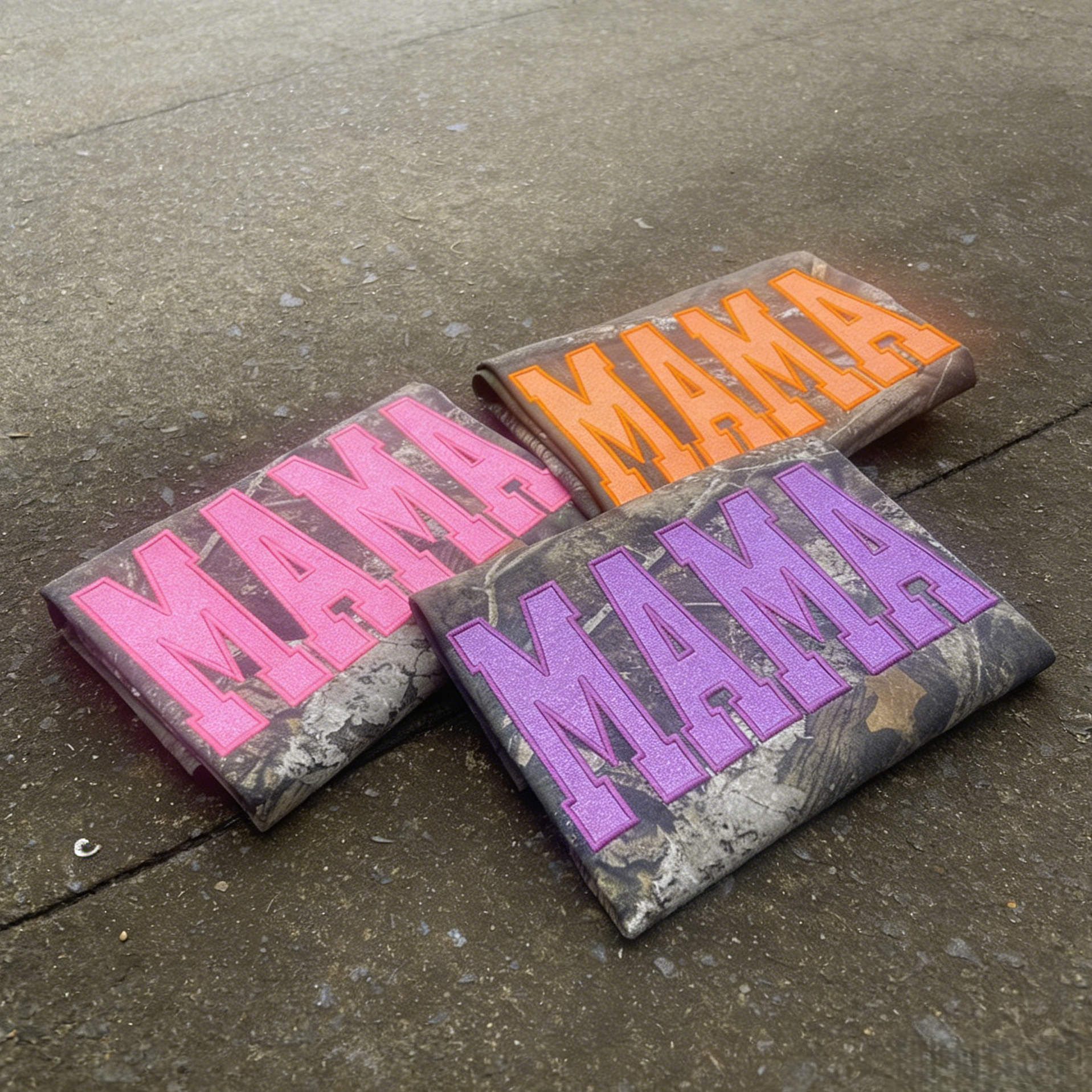 Pamaviva Personalized Camo Glitter Text Mama Shirt Custom Name Hunting Gift for Mom Mothers Day Apparel