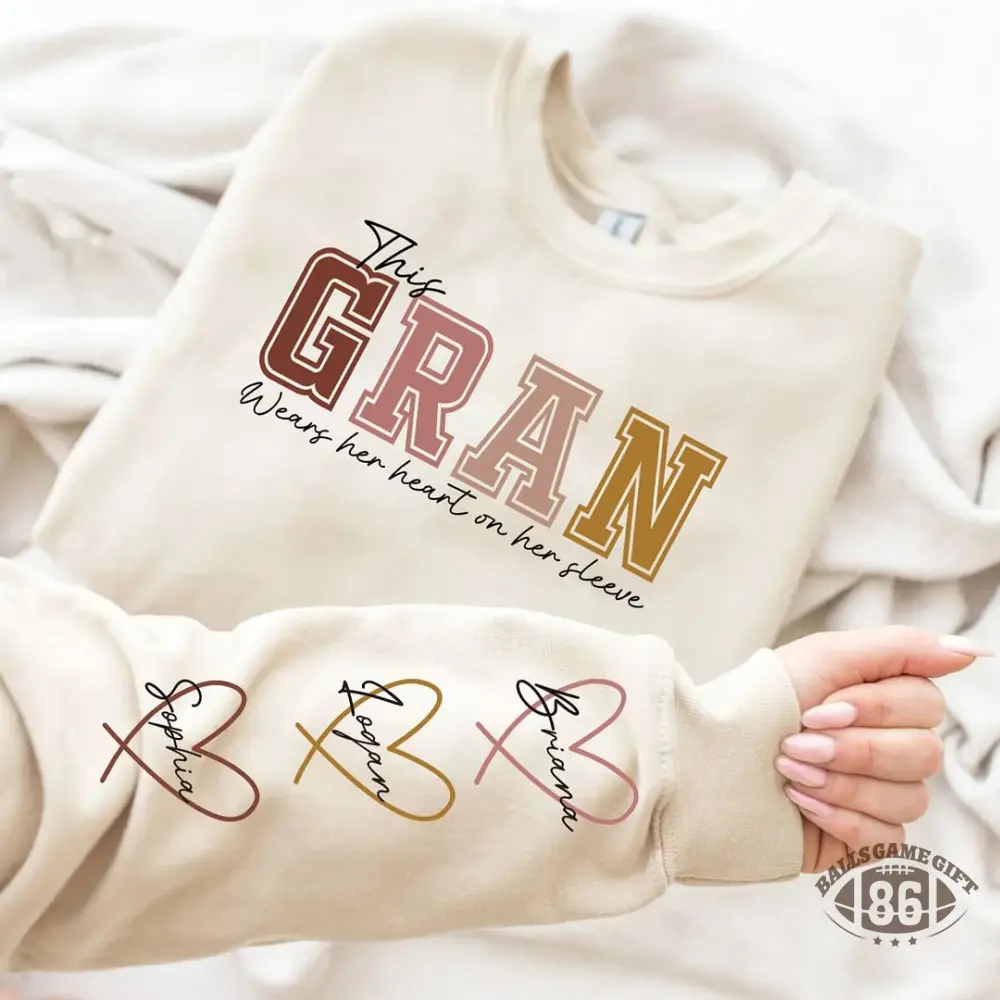Custom Mama Embroidered Sweatshirt with Names on Sleeve Personalized Mother's Day Gift for Mom