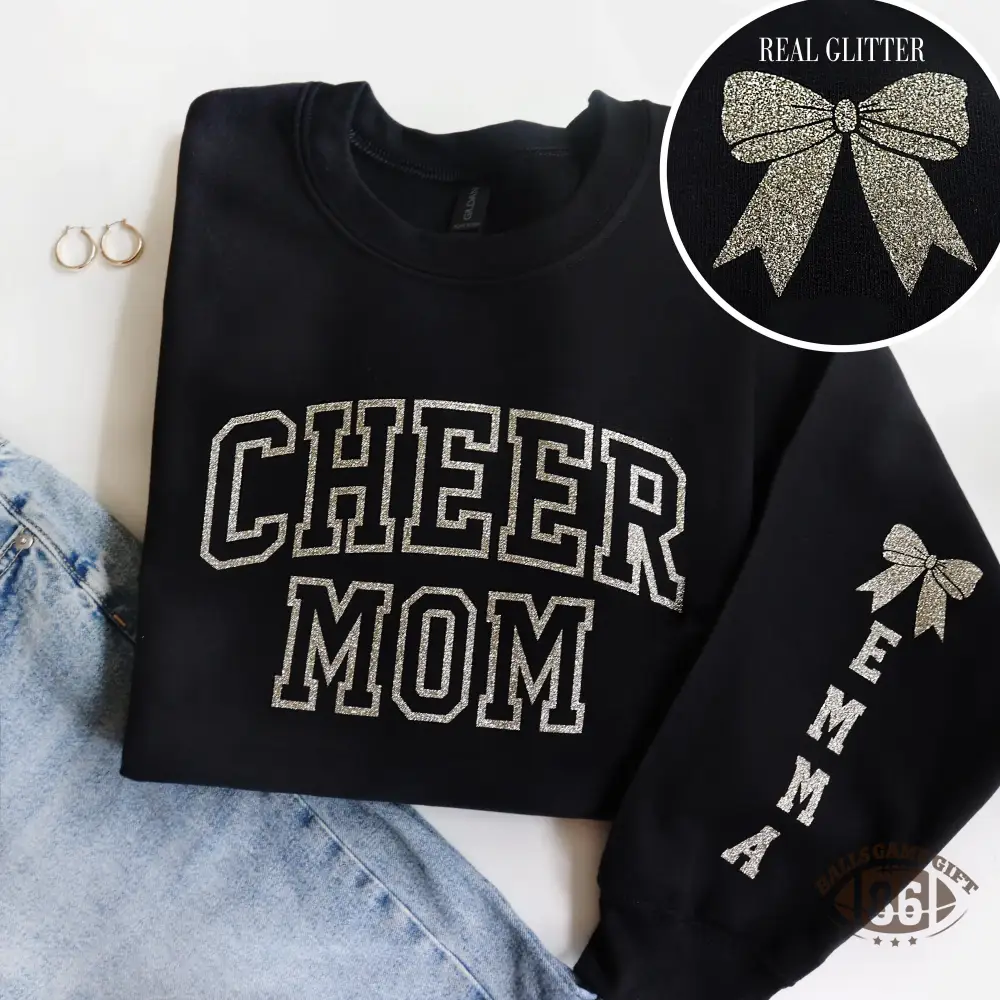 🎀 Custom Cheer Mom Glitter Outline Crewneck Sweatshirt, Personalized Name & Bow Print Sleeve Oversized Cheer Game Day Pullover for Cheerleading Moms