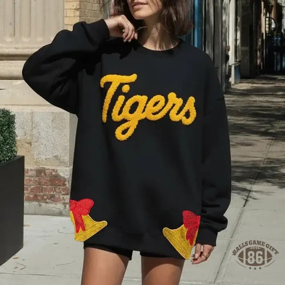 Custom Chenille Team Sweatshirt with Bow – Cozy Style & Fan Spirit 