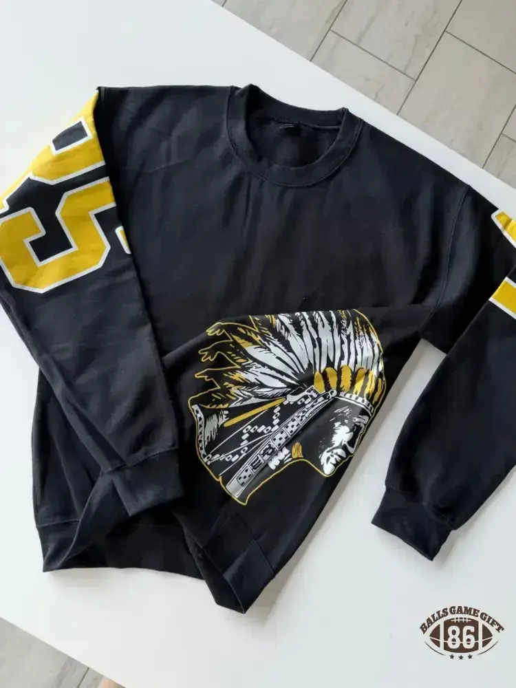 Retro Varsity Crewneck Sweatshirt, Vintage School Spirit Pullover, Oversized Casual Top