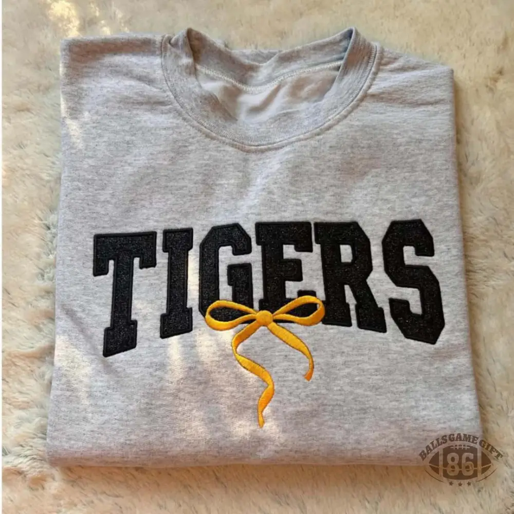 [Copy]Custom Bulldogs Embroidered Sweatshirt – 3D Puff Custom School Spirit Shirt