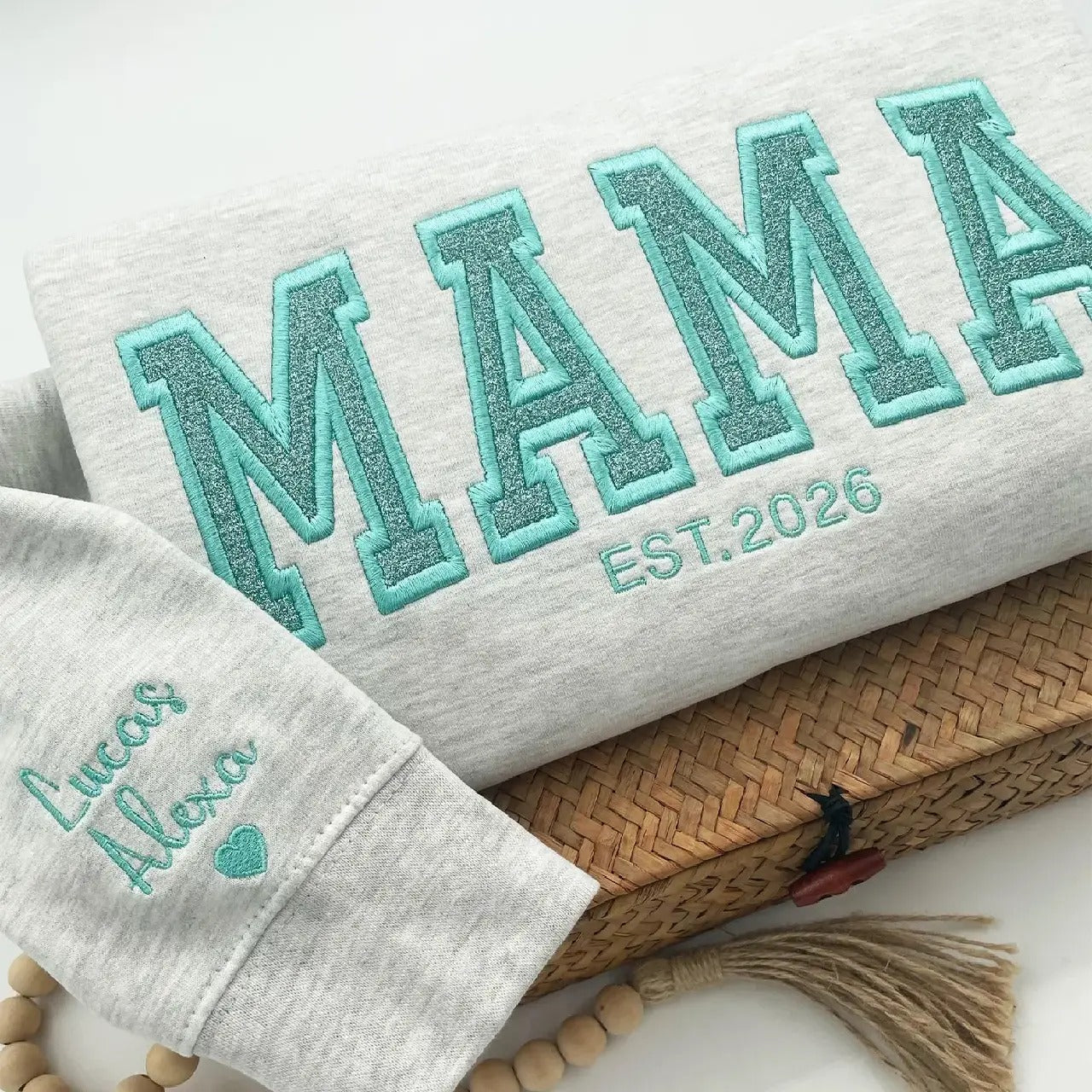  Embroidered Glitter "MAMA" Summer Sweatshirt | Personalized Mom Crewneck with Kids Names