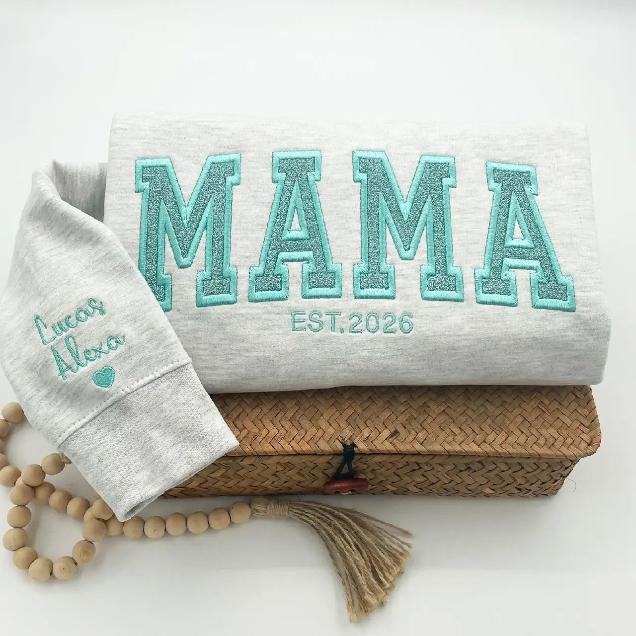  Embroidered Glitter "MAMA" Summer Sweatshirt | Personalized Mom Crewneck with Kids Names