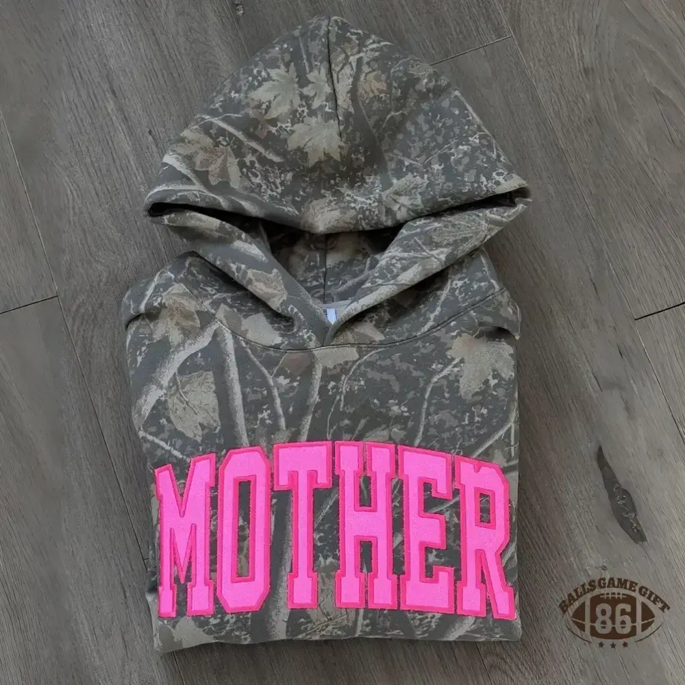 Pamaviva Personalized Camo Glitter Text Mama Shirt Custom Name Hunting Gift for Mom Mothers Day Apparel