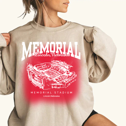 Retro Memorial Stadium (Lincoln) - Nebraska Cornhuskers football Printing Unisex Crewneck Sweatshirt
