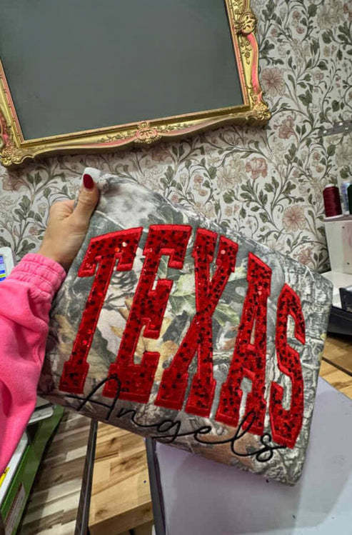 Custom Sequin MAMA Sweatshirt – Personalized Glitter Letters, Vintage Style