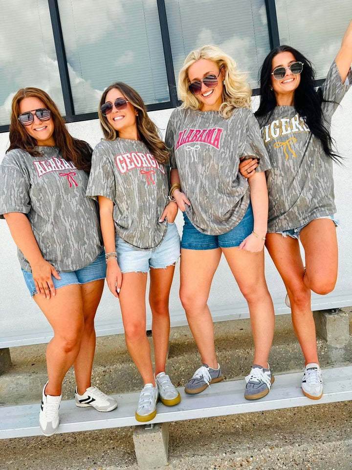 GAME DAY BOW PUFF PRINT TEE/SWEATSHIRT