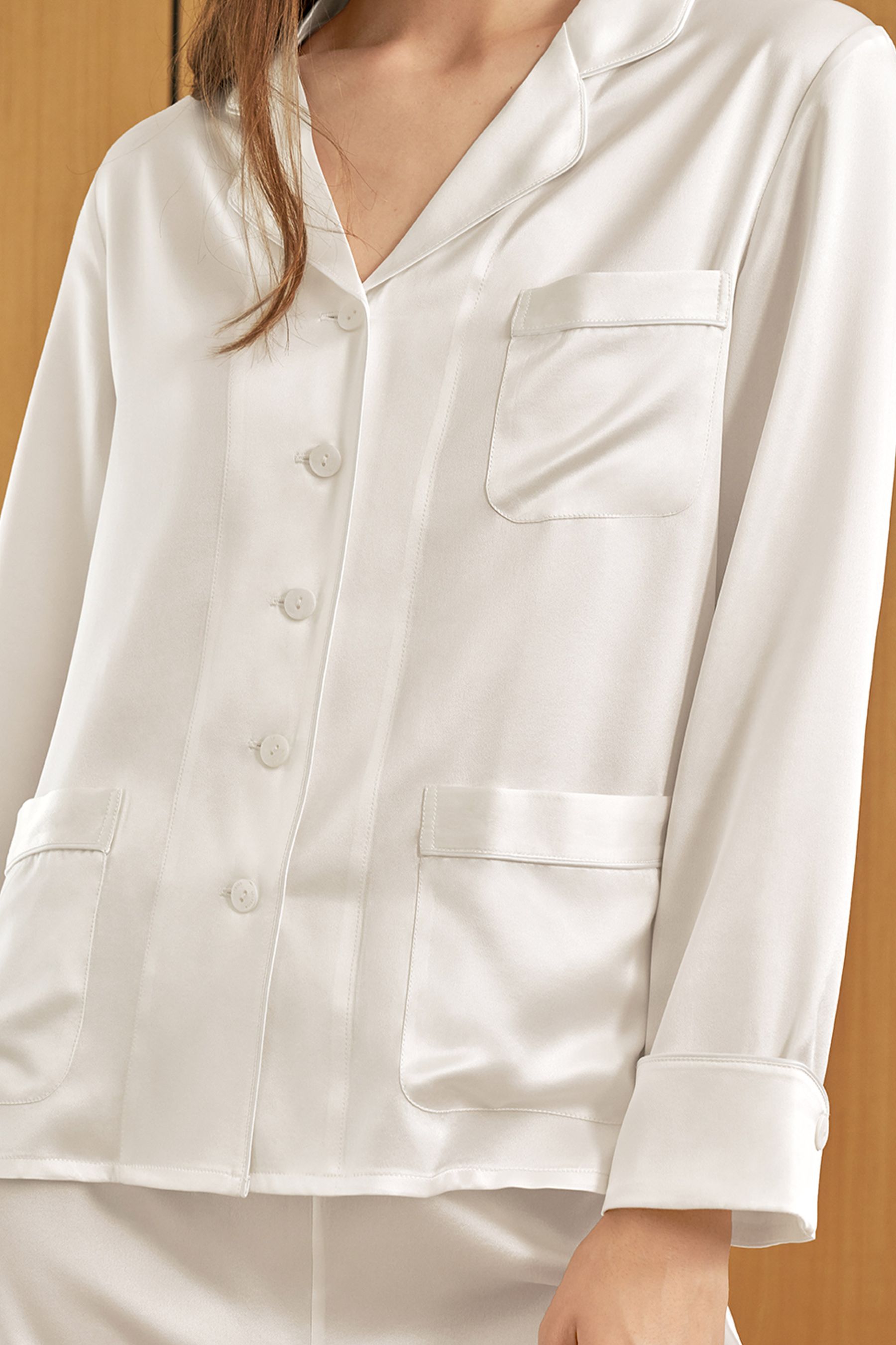 #color_Natural White