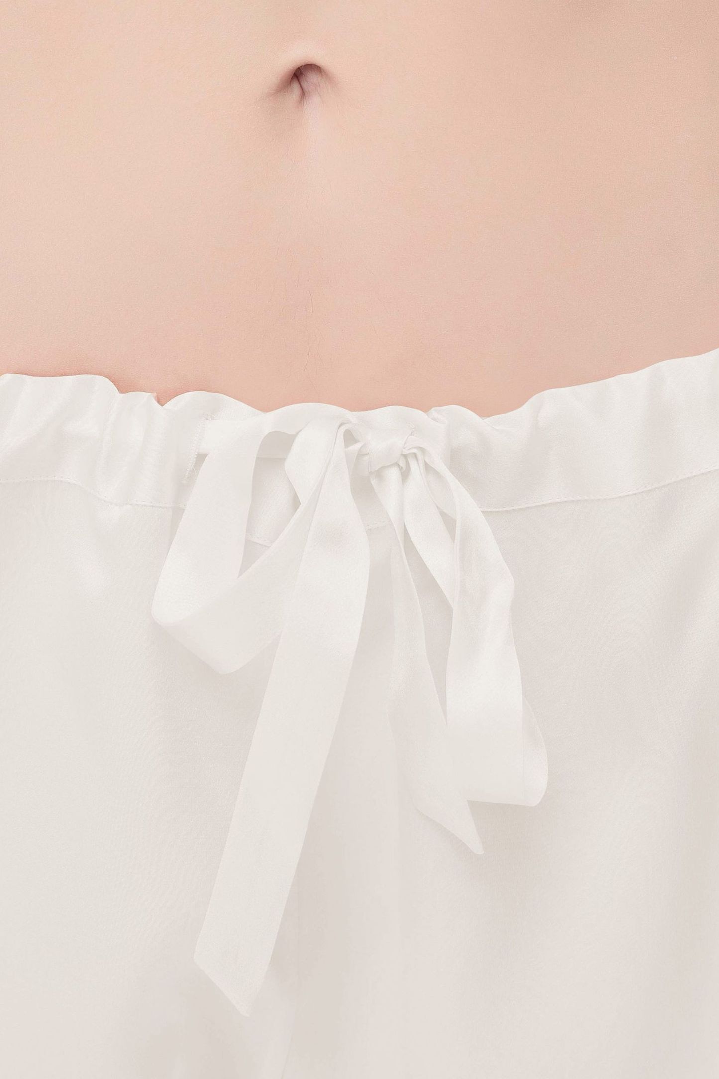 #color_Natural White