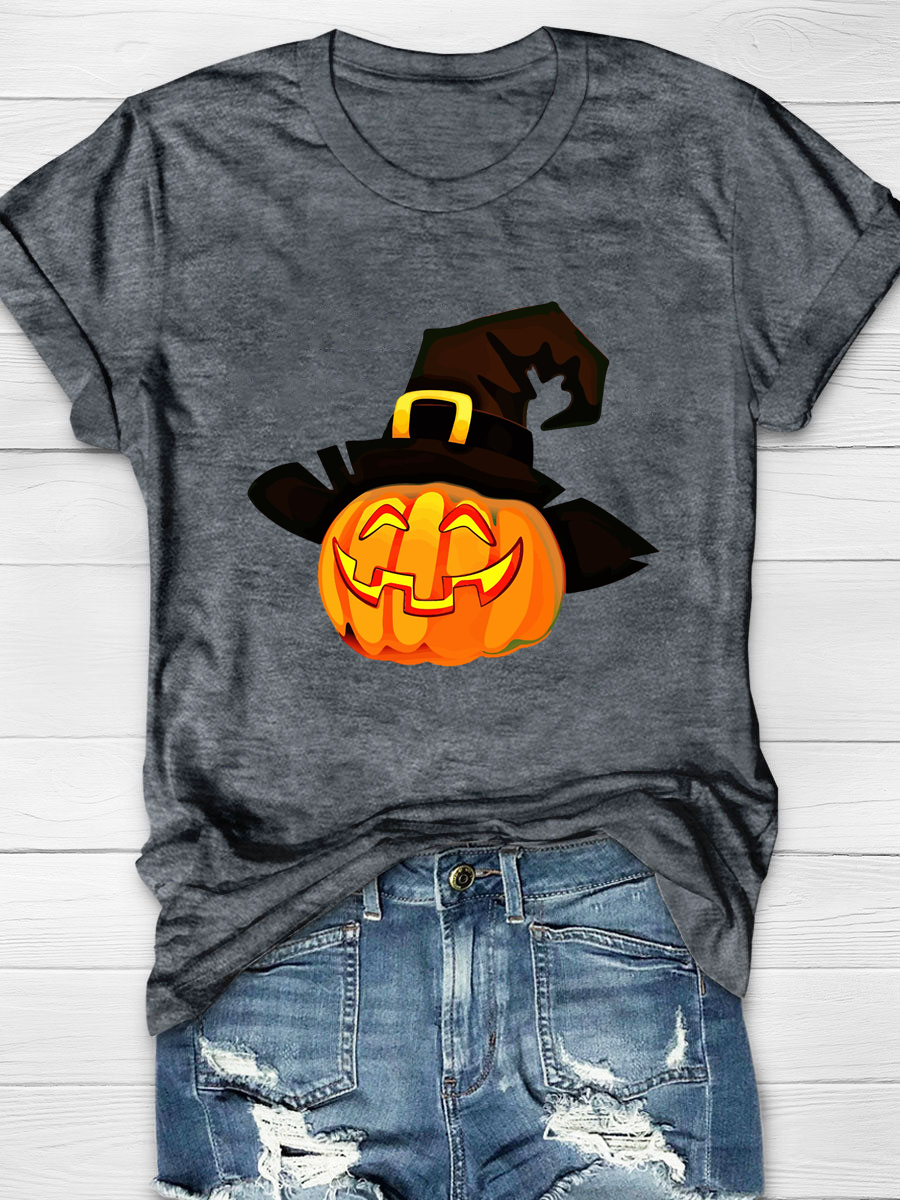 Pumpkin Halloween Witch Hat Nurse Print T-shirt