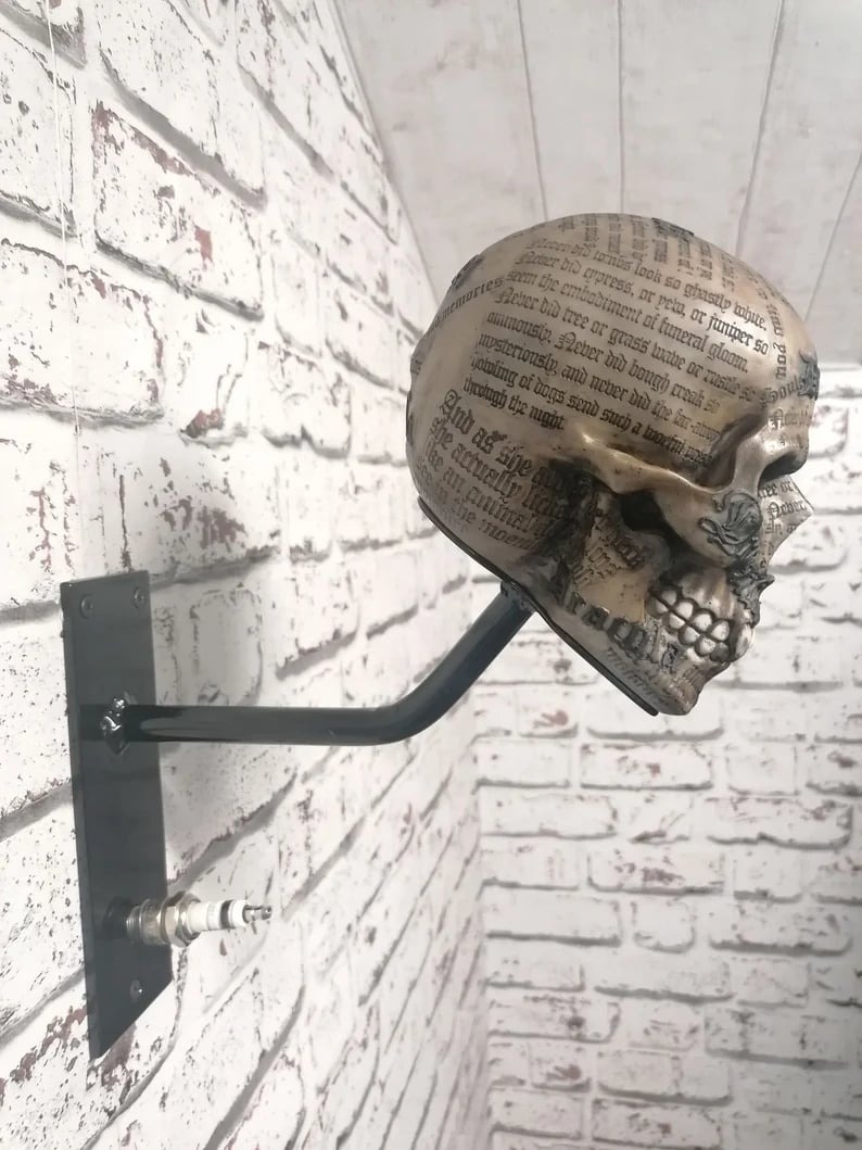 🏴‍☠️Motorcycle Helmet and Jacket Skull Holder
