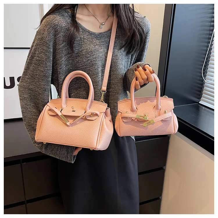 🔥50% off for a limited time🔥👜Fashion women's shoulder bag👜