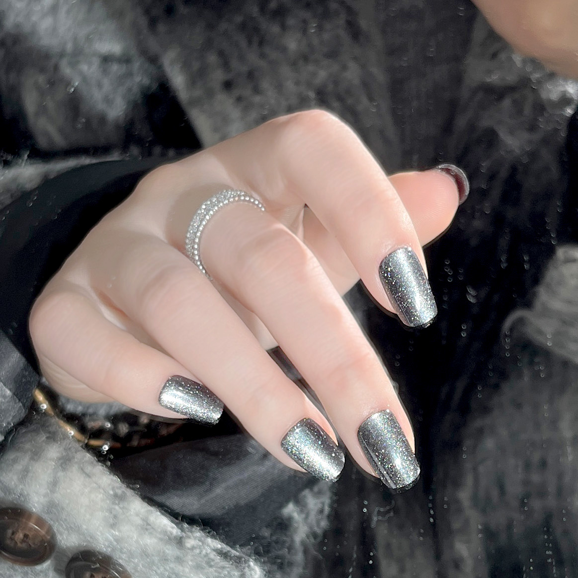 Shiny Cat Eye Fake Nails