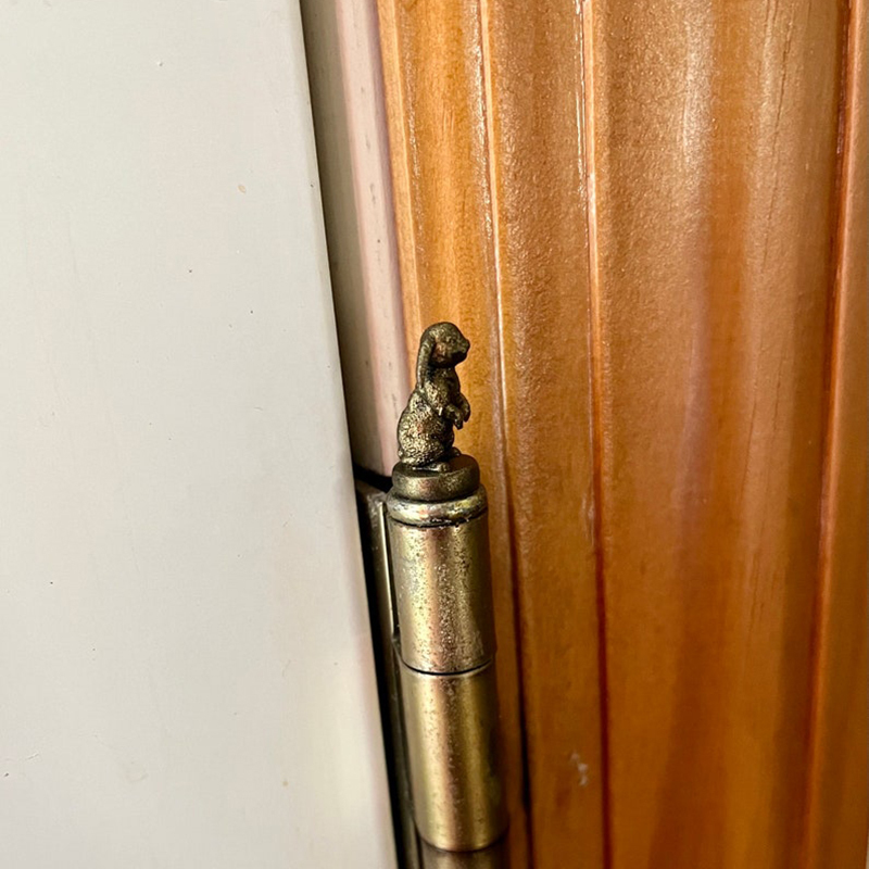 Hinge Head Home Decoration