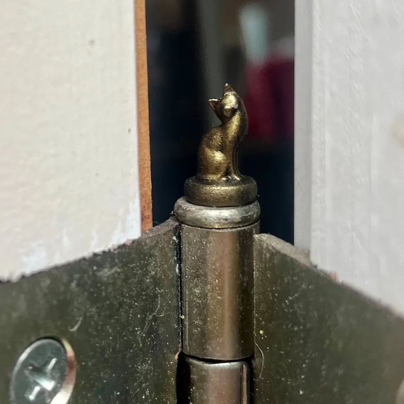 Hinge Head Home Decoration