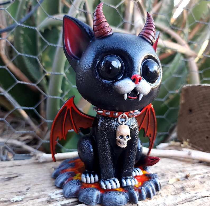 🐱Cute Nether Cat Statue Garden Decoration
