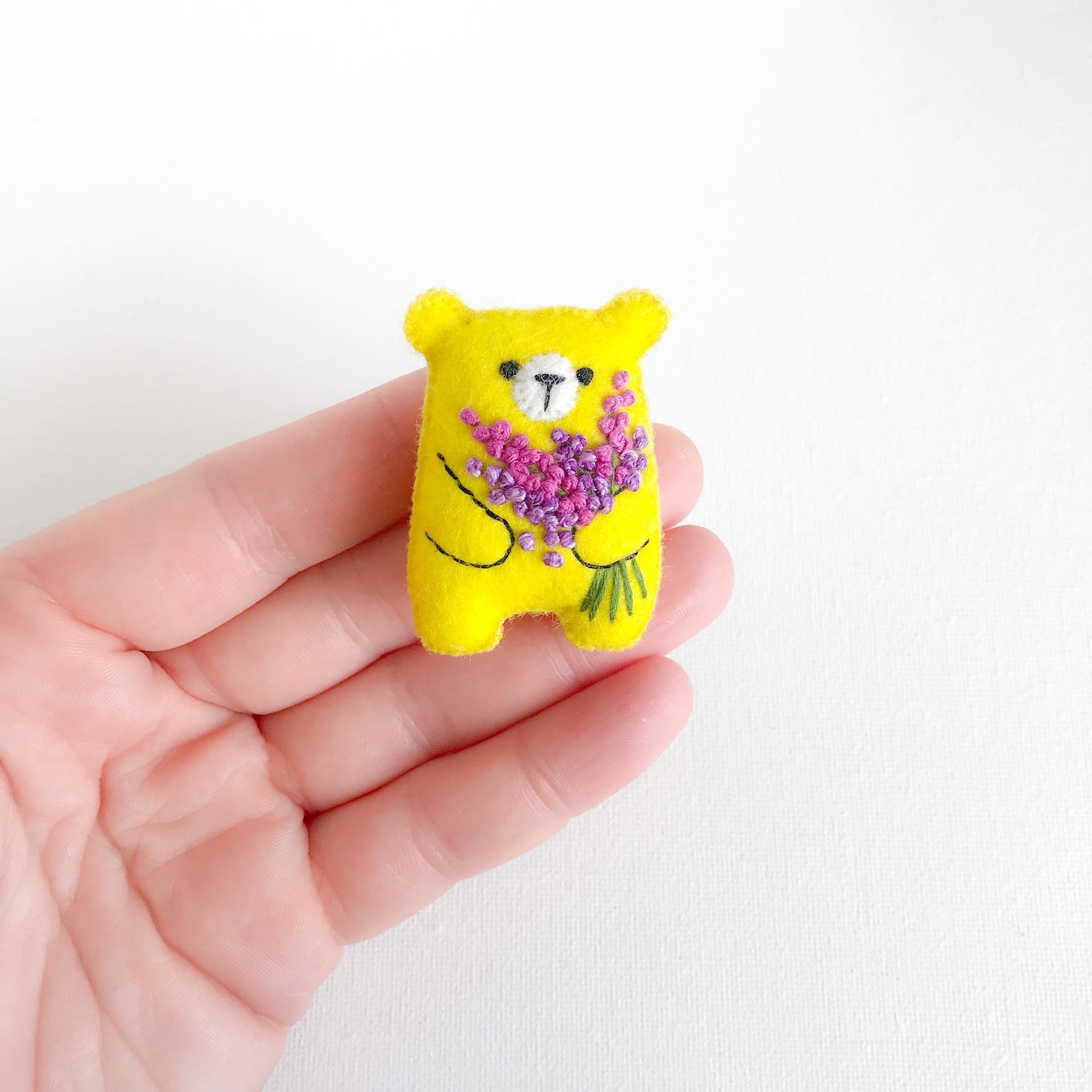 🐻Little Pocket Hug Flowers Bouquet Bear