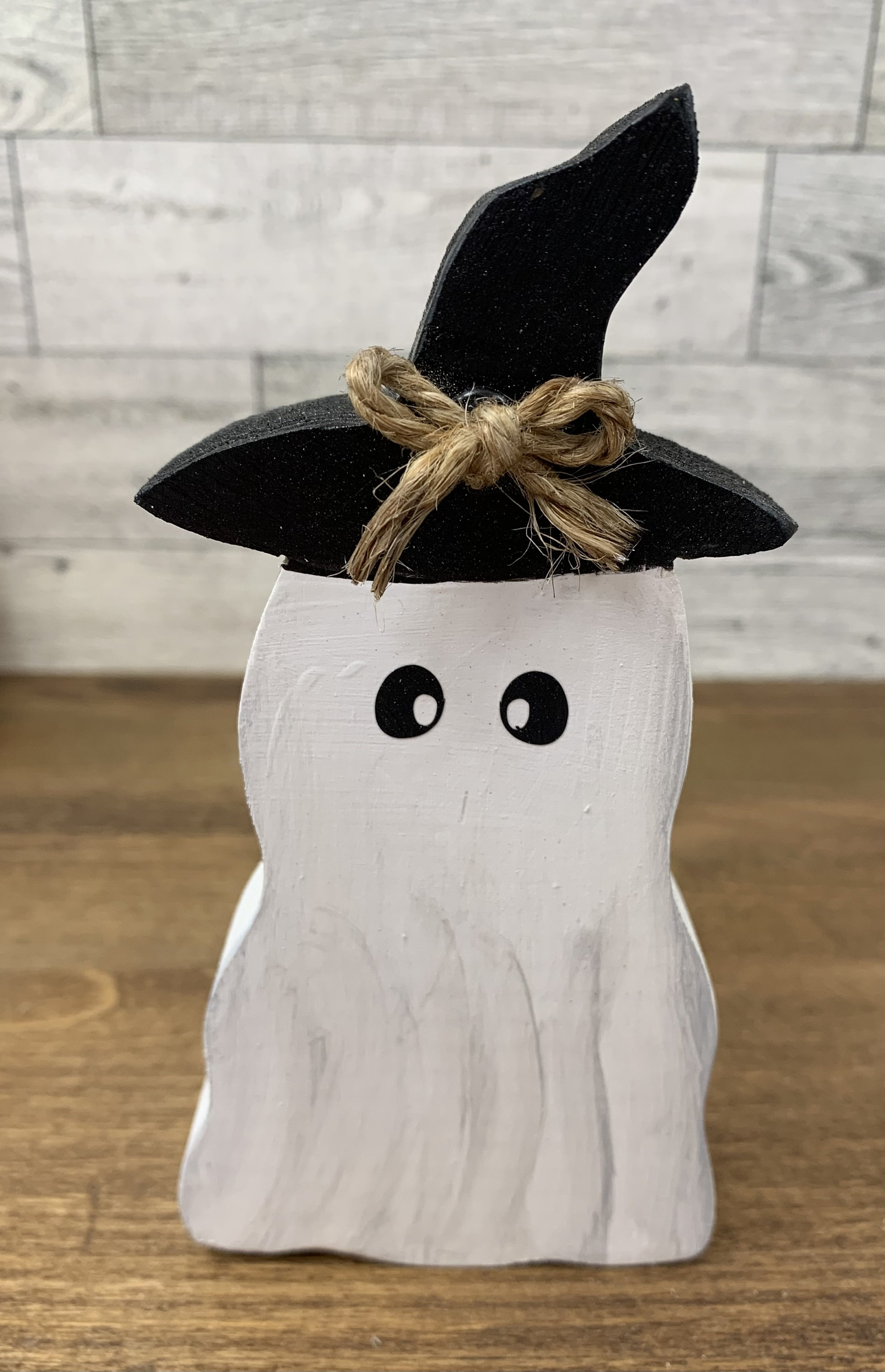 👻🐱Wooden Ghost Cat Figurine