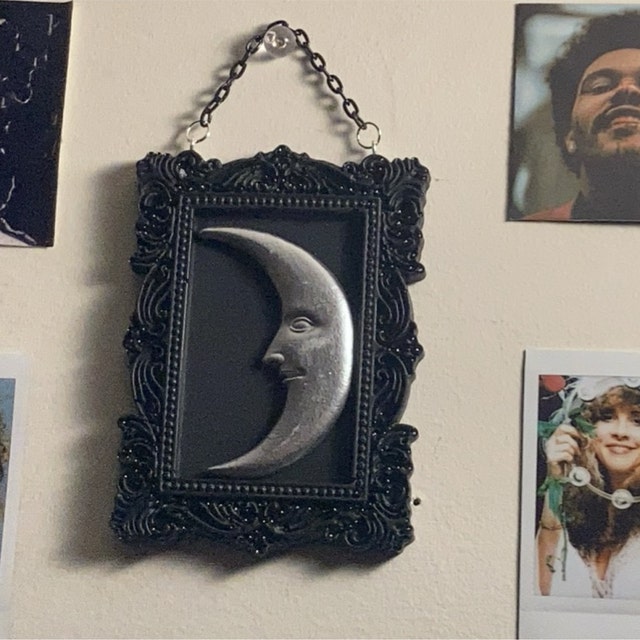 Retro Sun Moon Face Photo Frame