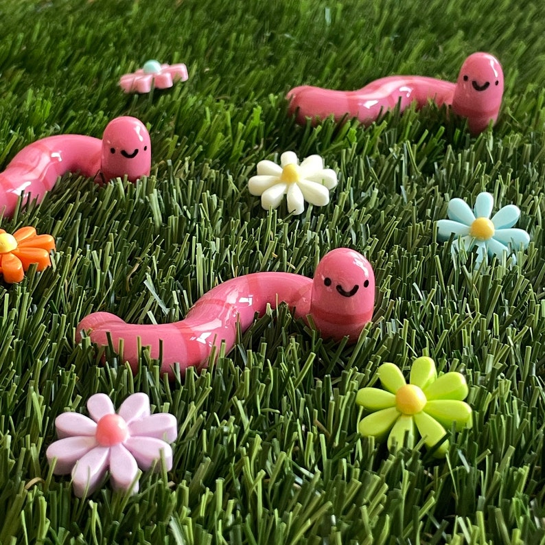 🥰Cute!!!Handmade Worm Desk Buddy-Adopt A Mini Earthworm Pet