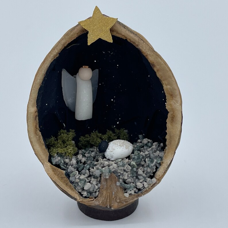 Walnut Shell Decorations