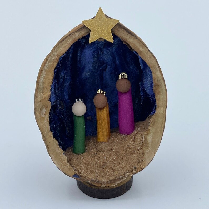 Walnut Shell Decorations