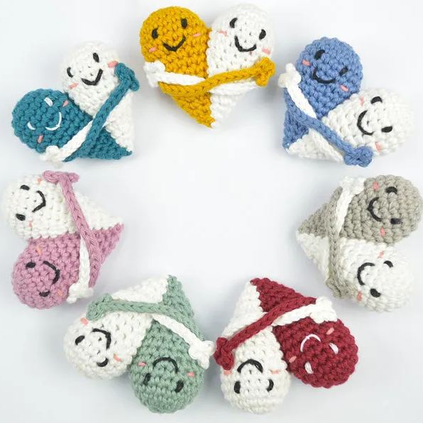 🎁Crochet Pocket hearts - Two Hugging Hearts Fusing Into One
