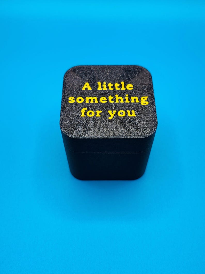 🎁Funny Middle Finger in a Box