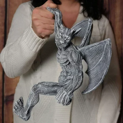 (🔥HOT SALE 49% OFF) - Dragon Winged Gargoyle Fence Hanger