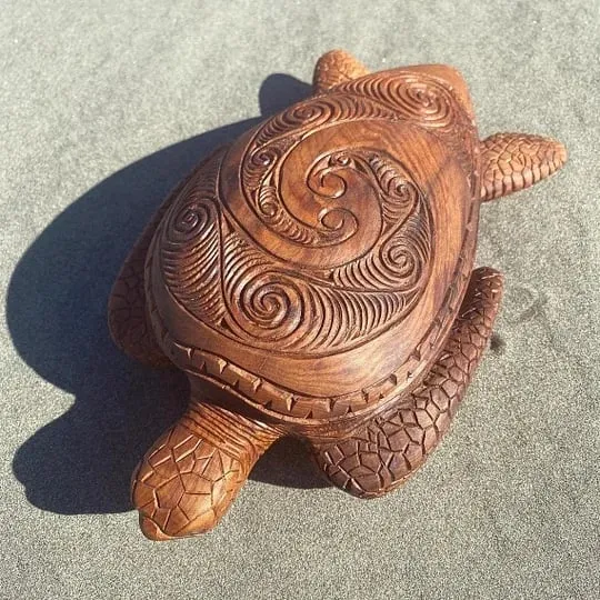 Hawaiian Sea Turtle Carving