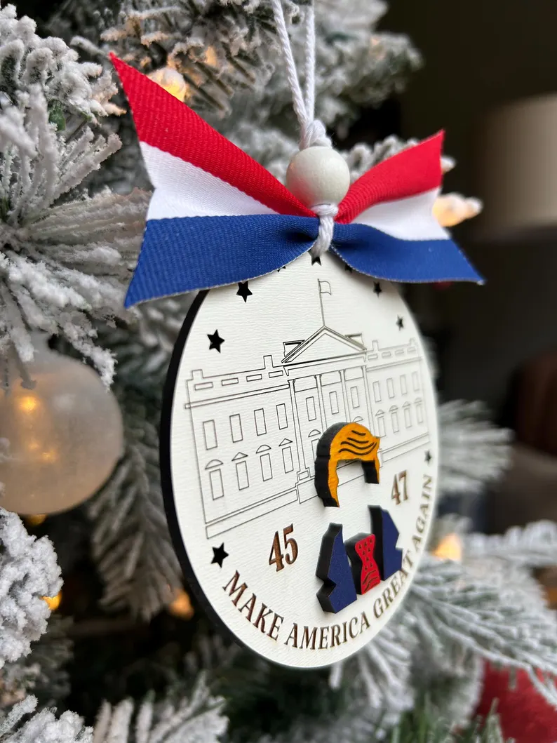 🦅"Make America Great Again"🗽 - Christmas Ornament🎄
