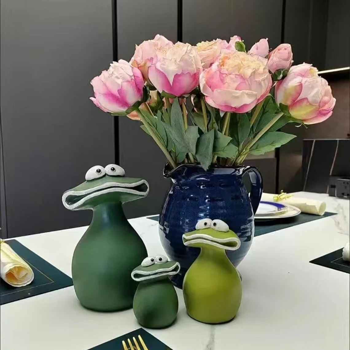 🐸Frog Yard Art Decorations