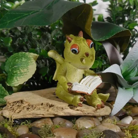 🔥🔥2025 Mother's Day Gift 50% Off--Miniature Green Dragon Reading on Giant Book Figurine